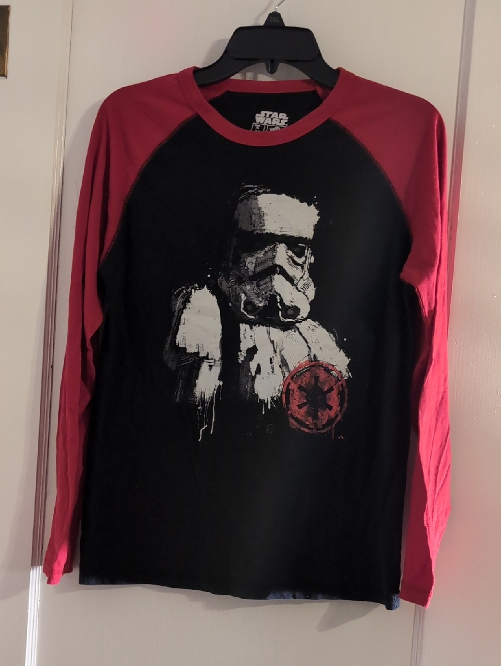 Star Wars Black & Red Stormtrooper Raglan Long-Sleeve Tee, Boys XL